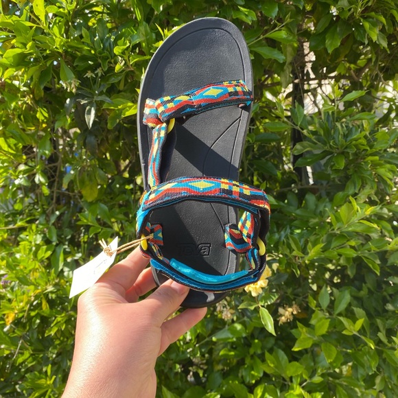 NWOB Teva Kids Hurricane XLT 2 - Picture 6 of 8